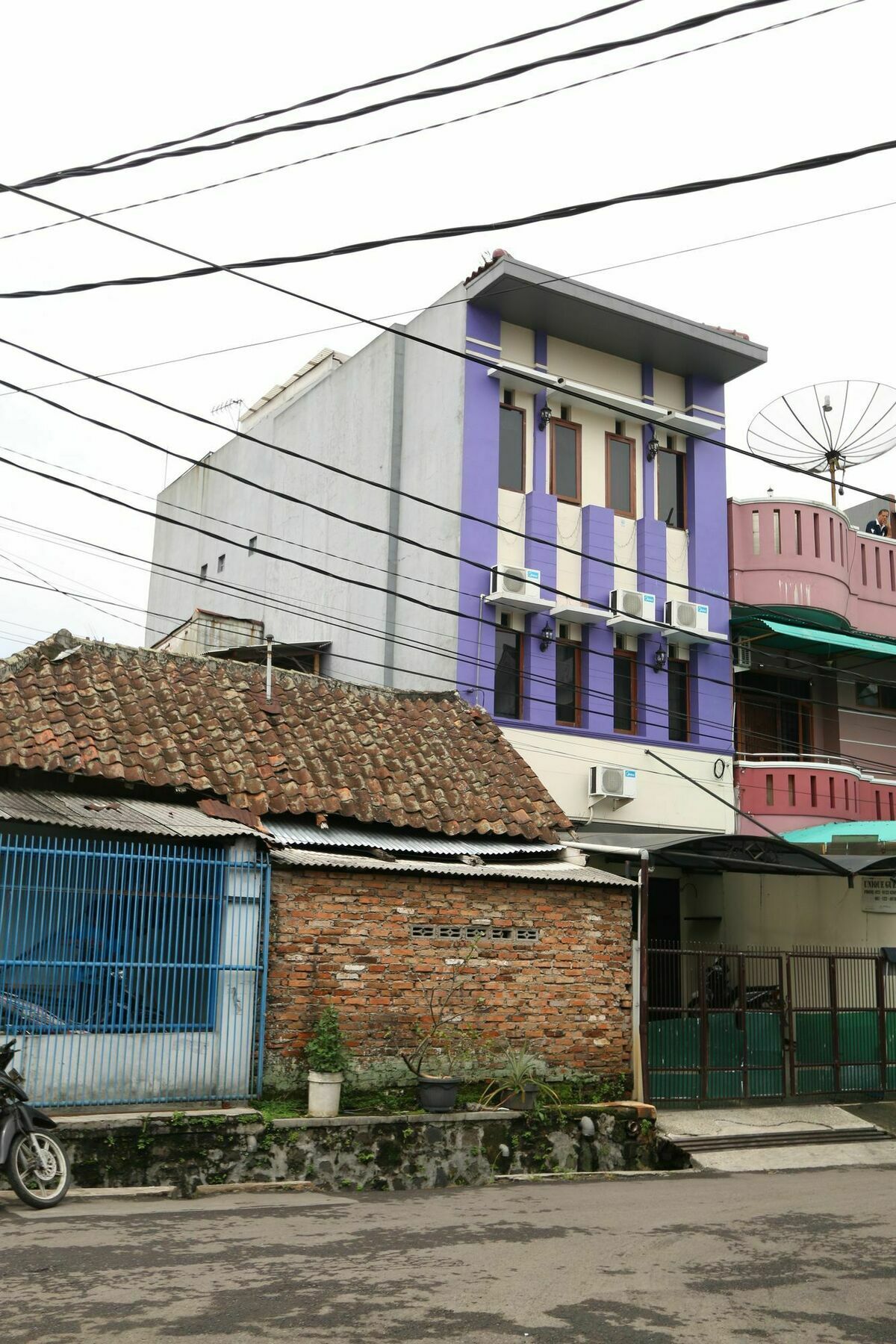 Unique Guesthouse Бандунг Екстер'єр фото